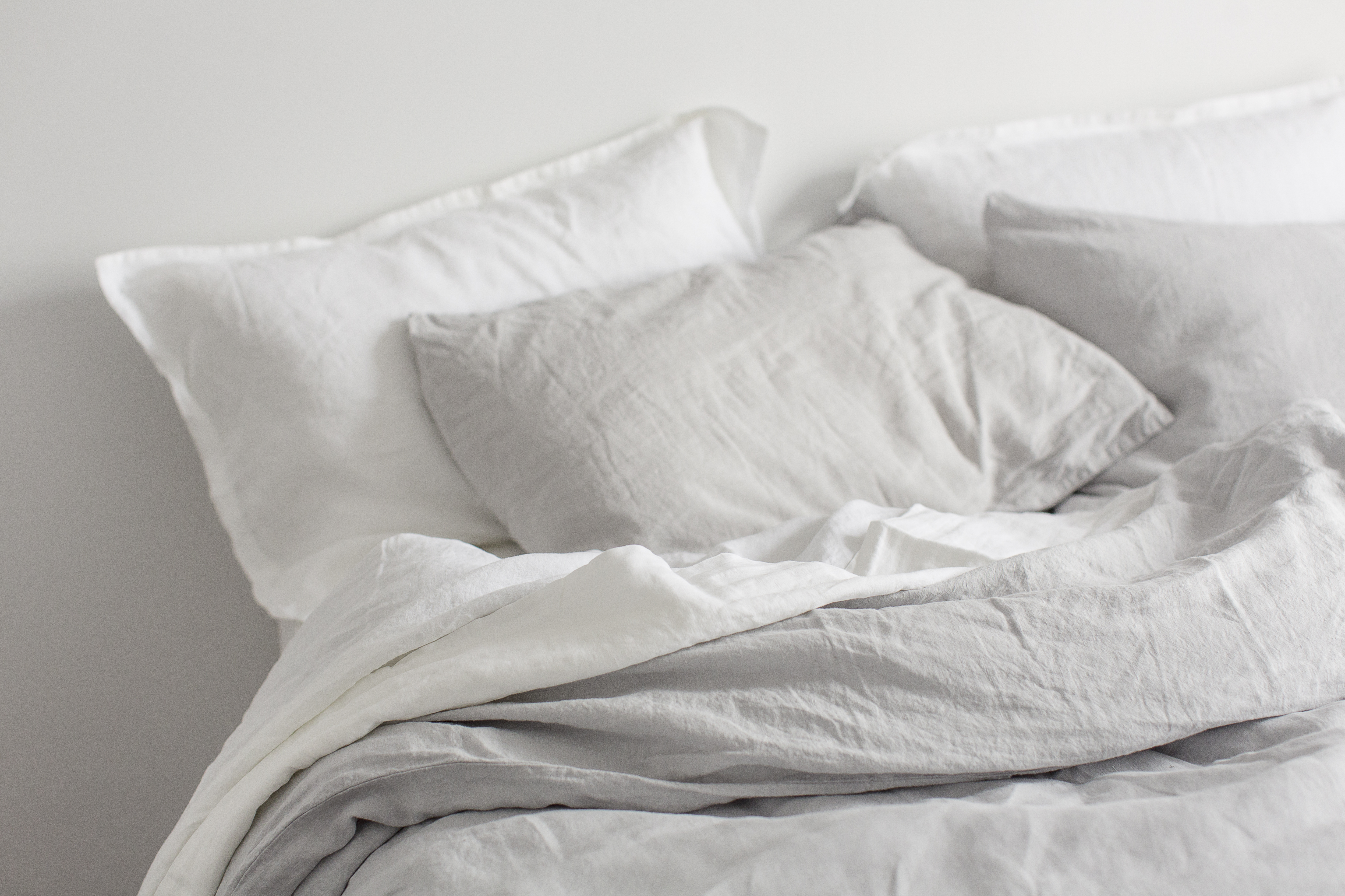 Фон постель одеяло подушки